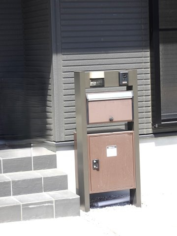 お子様のお留守番にも安心なTVモニター付インターホン！来訪者をすぐ確認