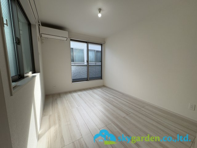 二面採光のお部屋です