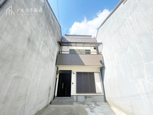 外観：328000536431