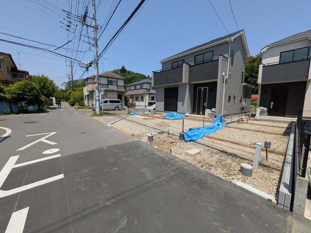 ～南5ｍ道路に面しています～