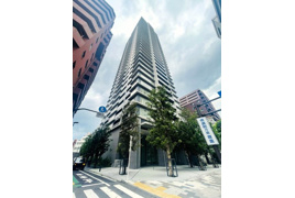 クラッシィタワー新宿御苑の外観