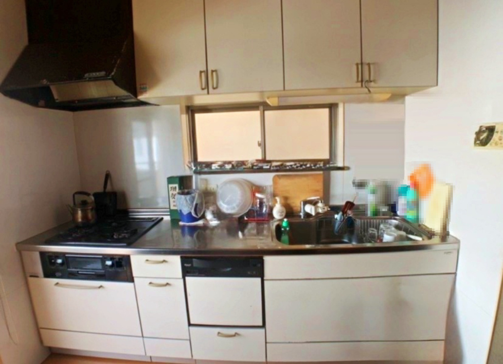 後片付けにうれしい食洗器付きシステムキッチン。　