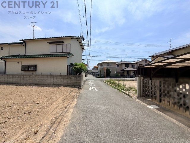 徒歩・自転車圏内に複数の食品スーパーや大型商業施設が揃っており日々のお買物便利な立地です。