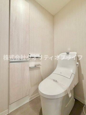 温水洗浄便座のトイレ