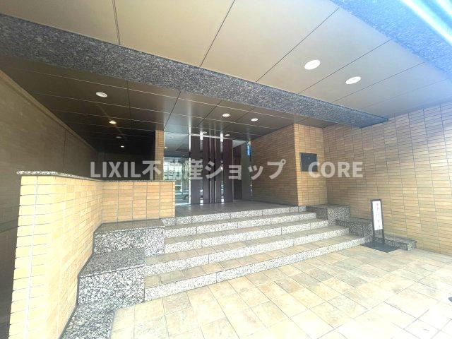 見学はしたいけど見に行く暇がないという方、仕事終わり等にご見学が出来るようサポートします。