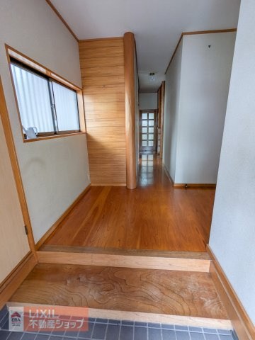 広い玄関