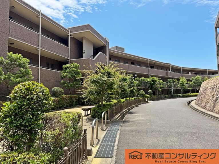 外観：328000633322