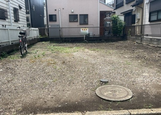ハザードマップは自然災害による被害を予測し、その被害範囲を地図上で表したものです。近年特に災害が多くなっていますので、事前に調査すると安心できます。ハザードマップは国交省のホームページをご覧ください。
