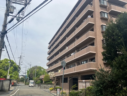 外観：328000513892