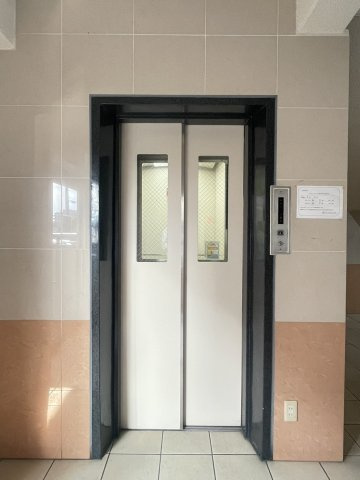 エレベーター