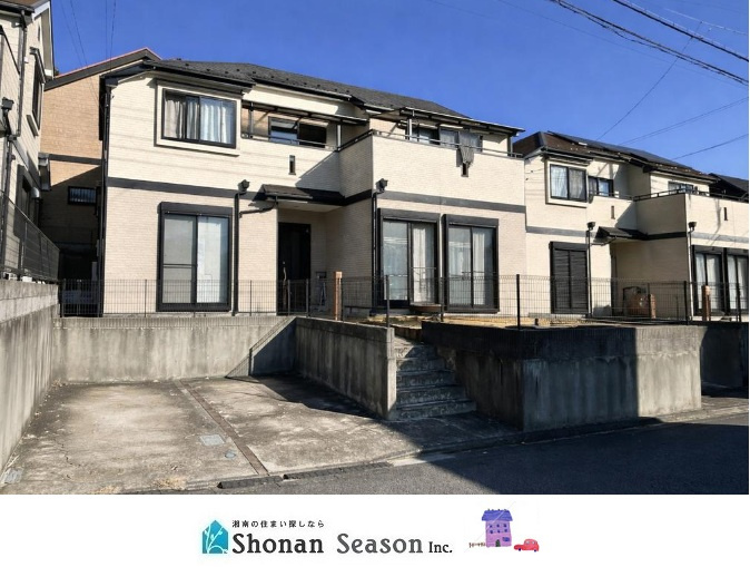 広いお庭＆ウッドデッキ付きのおうち時間が満喫する中古戸建物件♪　　　現況：空家　ゆっくりご内見にいらしてませんか♪