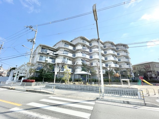 外観：327002978378
