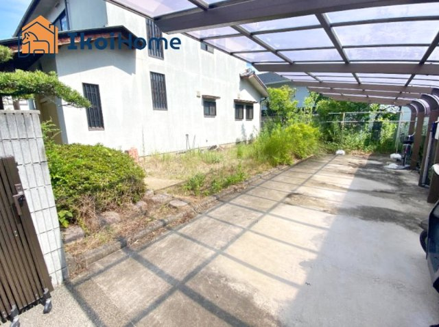 ●年中無休：当日予約可●駅近ながらお車4台駐車可能！簡易工事で2台追加できます。カーポート付きです♪