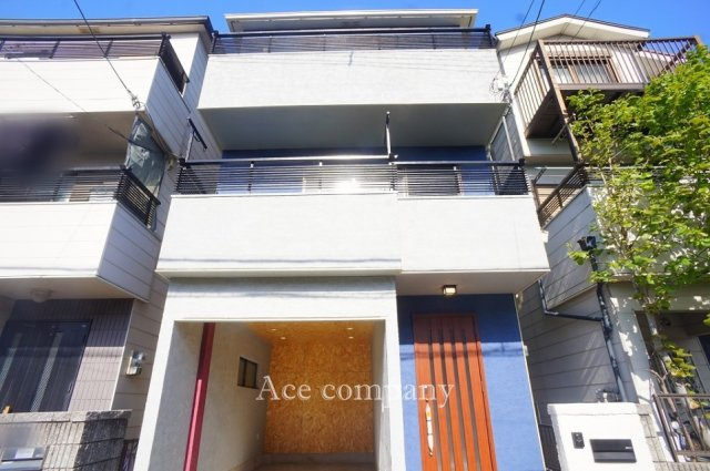 外観：327002232832