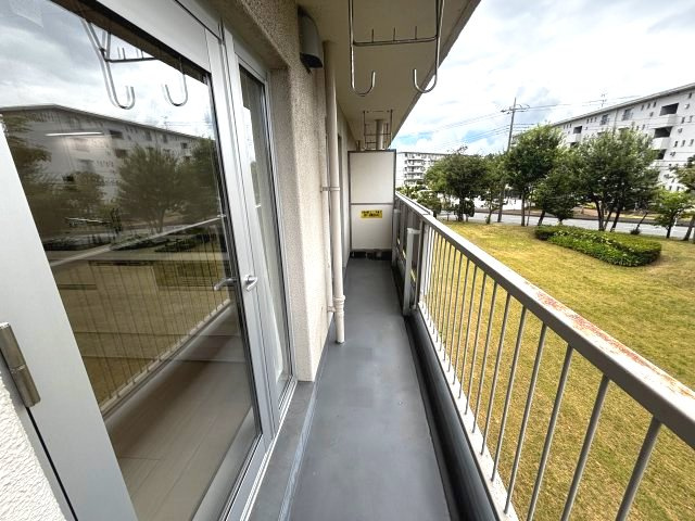 南向きのバルコニーです。