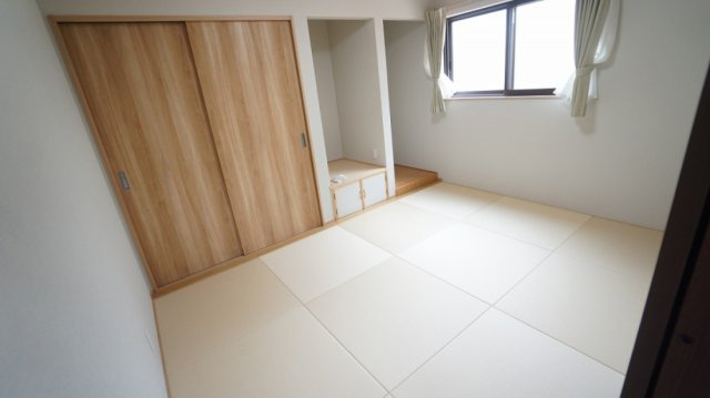 ☆和室6.0帖　琉球調タタミの落ち着いた癒される空間♪