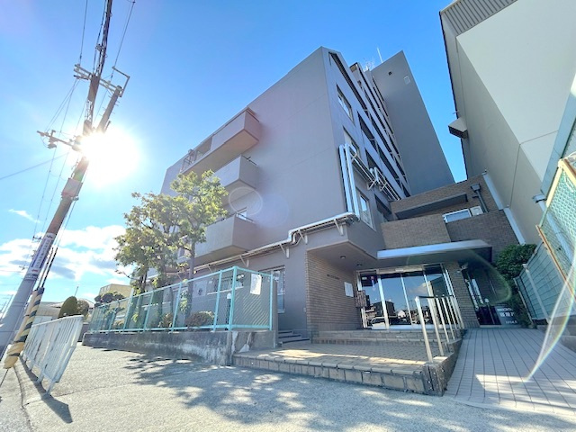 外観：327002177166