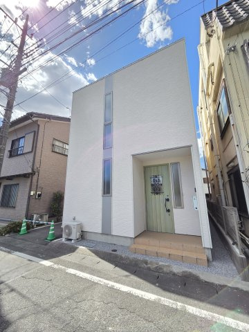 北東からの外観です。