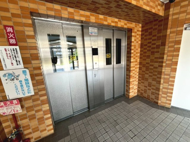エレベーターが、暮らしの流れを整える　