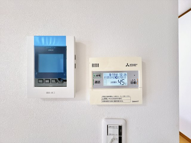 モニター付きインターホン、給湯器リモコン