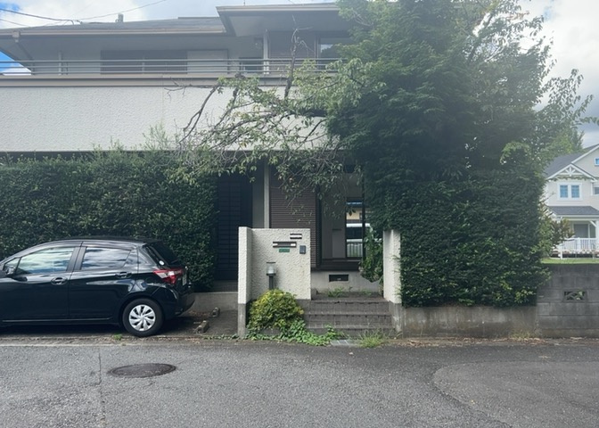 土地面積137．78平米のゆとりある敷地には専用のお庭が広がっています。ガーデニングや家庭菜園をはじめ、お子様のちょっとした遊び場など、屋外での趣味の時間をご家族で存分に満喫していただけます。