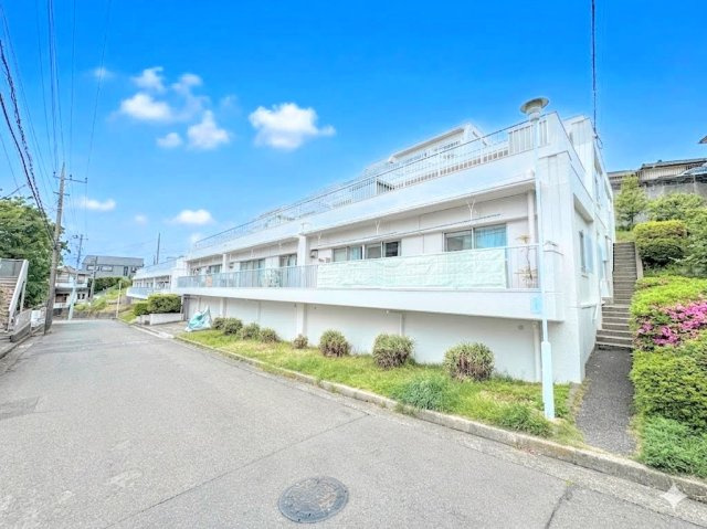 ◆前面道路も幅員があり車の運転も安心！前面道路は閑静な住宅地。車通りの少ない道路です。お子様にも安心です。