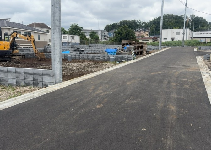 土地探しをしていると都市計画区域という言葉を目にすると思います。法律によって、都道府県知事や国土交通大臣が指定するエリアのことを指しており、都市計画区域は市街化区域と市街化調整区域に分けられています。