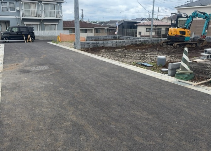 物件の詳細については、現地を見てわかること以外に、役所や法務局などで調べないとわからないことがあります。そのため、現地に行く場合は、もしこの物件を買ったらどのような生活ができるかをイメージしましょう。