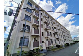 深江橋コーポE棟の外観