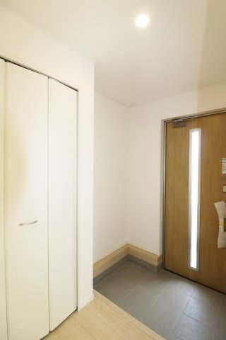 【須賀川市和田字立石　　　２号棟　　　須賀川第3小学校、須賀川第３中学区の洗面】