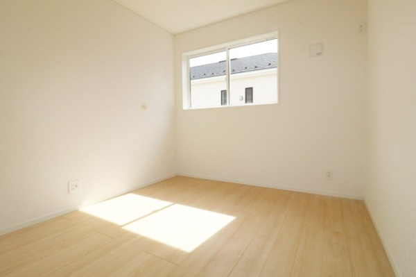 【須賀川市和田字立石　　　２号棟　　　須賀川第3小学校、須賀川第３中学区の収納】