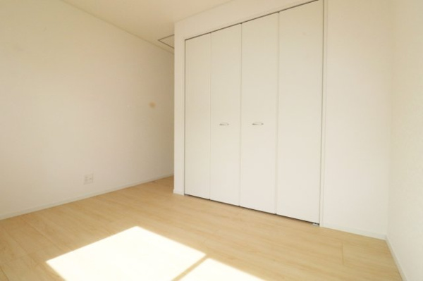 【須賀川市和田字立石　　　２号棟　　　須賀川第3小学校、須賀川第３中学区の収納】