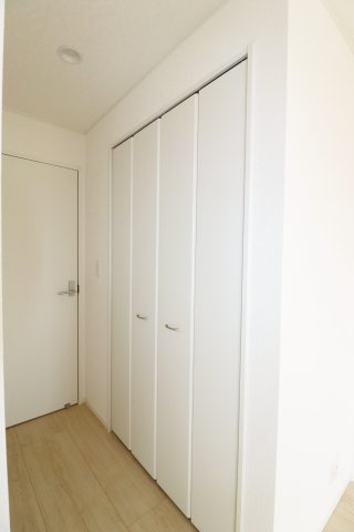 【須賀川市和田字立石　　　２号棟　　　須賀川第3小学校、須賀川第３中学区のバルコニー】