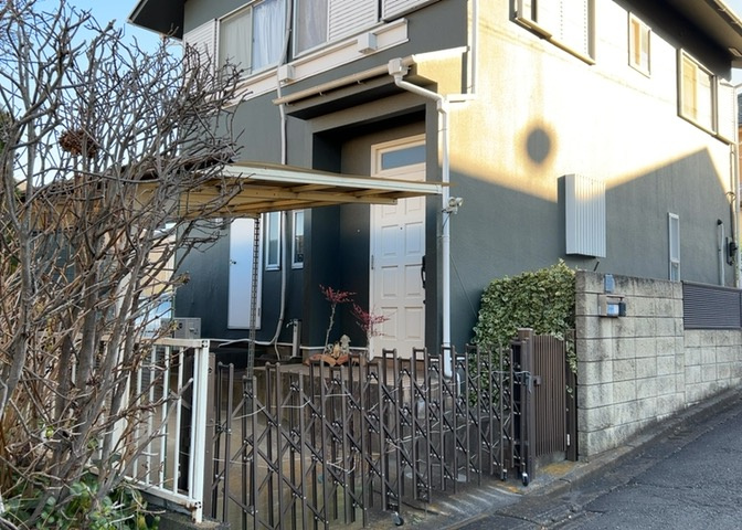 当然のことではありますが、オートロックやセンサーライト、ホームセキュリティーなどの防犯設備があれば、小さいお子様がいるご家庭も安心ですよね！まず物件購入の際は、防犯設備もチェックするようにしましょう。