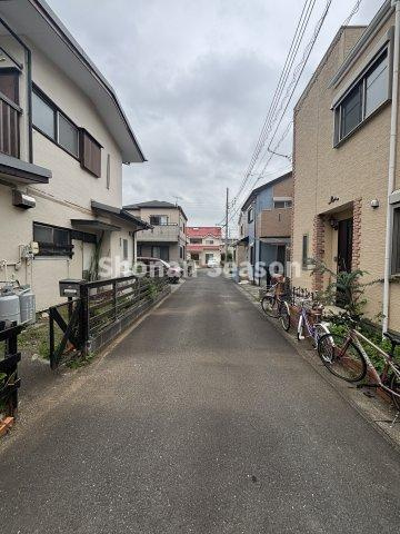 小・中学校近く、スーパー（徒歩5分）アップダウンの少ない平坦地◎