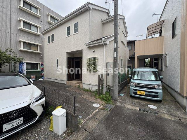 小・中学校近く、スーパー（徒歩5分）アップダウンの少ない平坦地◎　　内・外装共にキレイなオーナー拘りの注文住宅（Ｈ20．11月築）です。　ぜひ細部までご内見下さい♪
