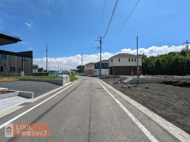 【前面道路】道の広さ・日当たりなど、ご確認ください。　