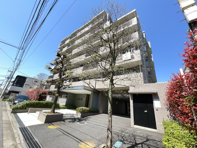 きちんと管理され、綺麗な外観が保たれています。　
