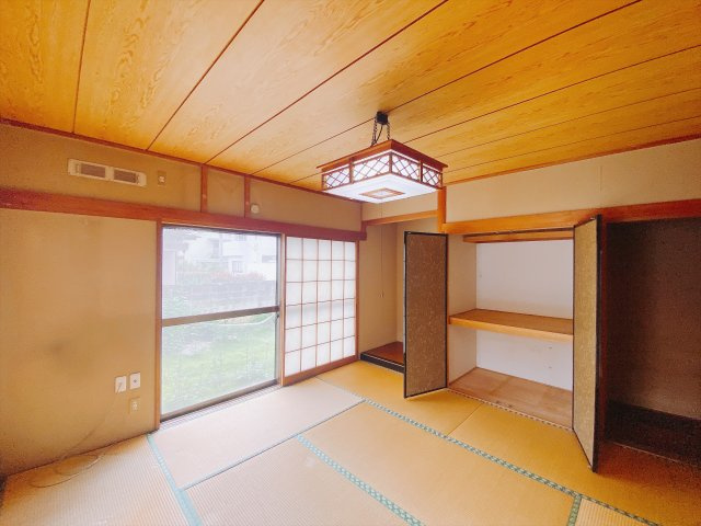 ■1階和室｜和室でしか味わえない畳ならではの香りや素材で和のやすらぎを感じてください♪休日はお子様とお昼寝するのにも最適です！