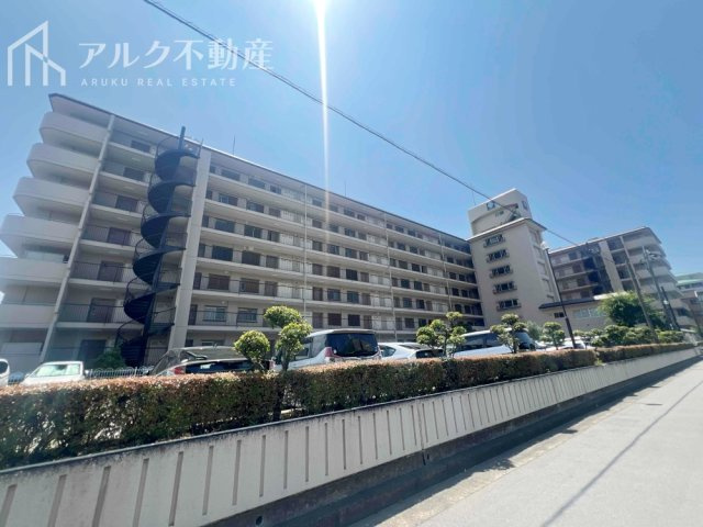 SRC造7階建