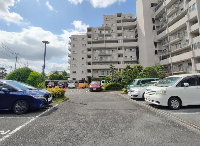【駐車場】