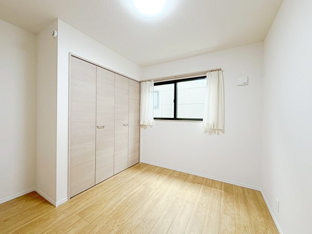 ◆子どものスタディ空間として、あるいは書斎やホビールームとして生活スタイルに合わせて使えるプライベートルーム。居心地のいい落ち着いたインテリアが似合います。