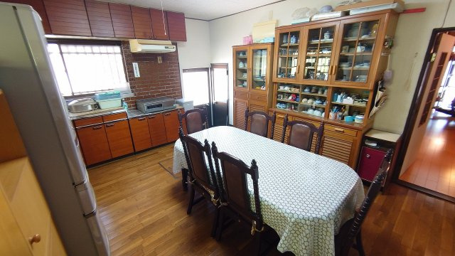 ◎家族団らんで楽しいお食事、調理も快適なオール電化調理器