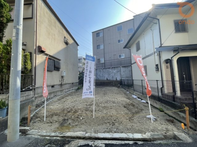 外観：327002234030