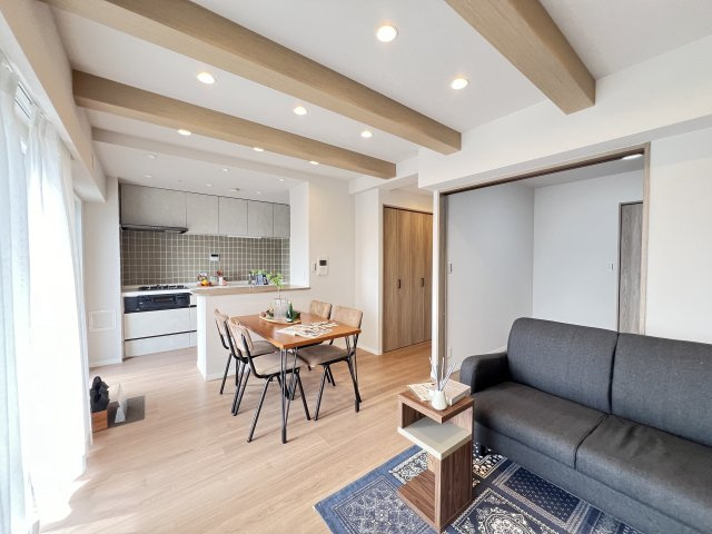 ＬＤＫ14.2帖　明るく開放的