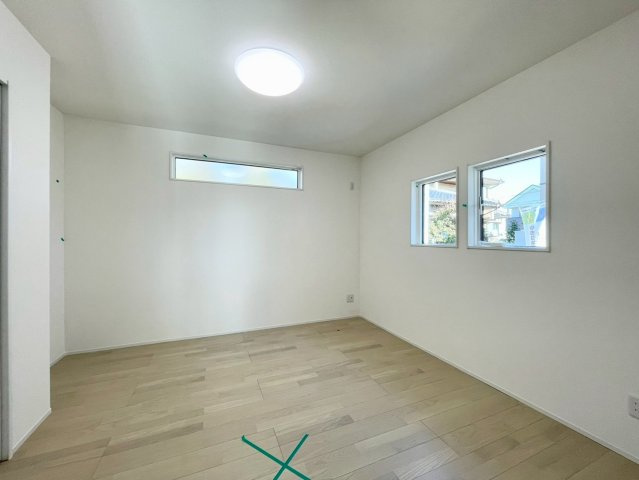 全室大きな収納スペース付きで片付けも楽々♪