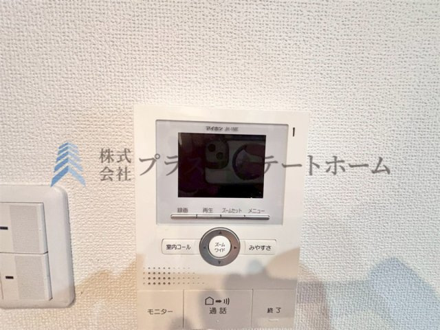 TVモニター付きインターフォン♪防犯面も安心です♪