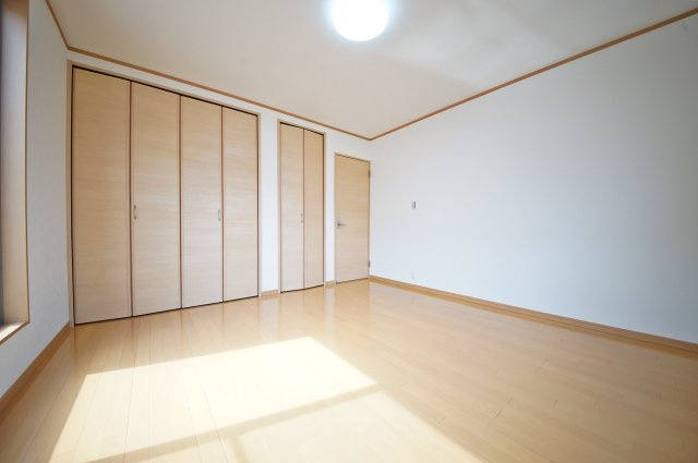 全居室二面採光＋収納完備、どのお部屋も風通しが良く整理整頓が捗ります