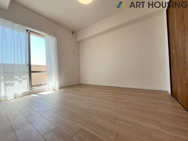 【プレヴィオ橋本の洋室】