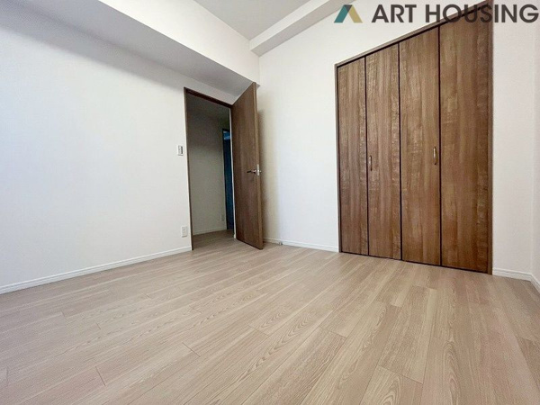 【プレヴィオ橋本の洋室】